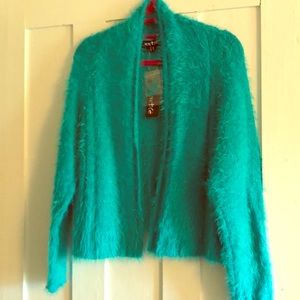 🆕 Gorgeous Sweater BRAND NEW